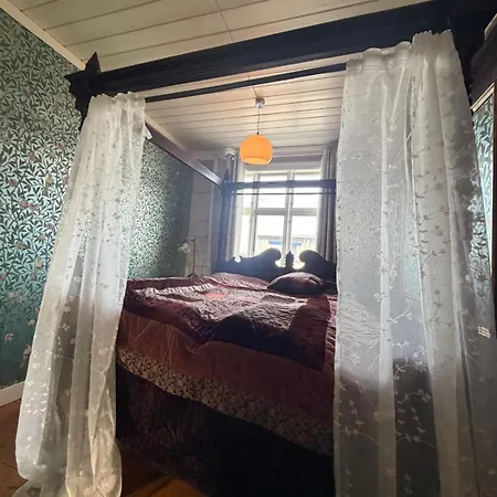 Rosegarden Villa